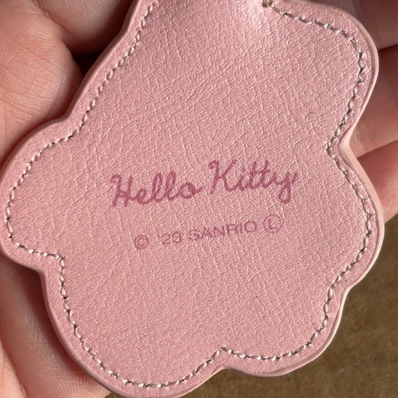 Sanrio Hello Kitty Strawberry Flower Blind Box Keychain - Picture 3 of 4